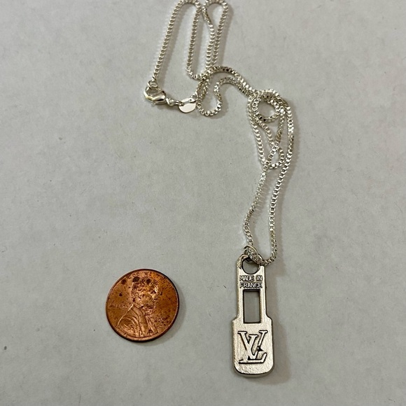 Vintage Louis Vuitton Silver Plated Charm with 18-in Silver 925 Chain - Picture 3 of 8